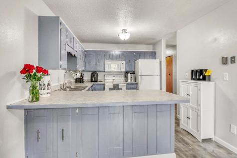 2303 18th Street S Fargo ND 58103