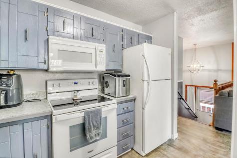 2303 18th Street S Fargo ND 58103