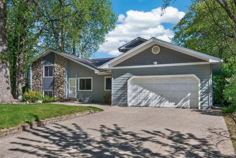 6129 Eagle Lake Drive Maple Grove MN 55369