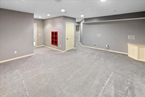 1255 Irvine Drive Hanover MN 55341