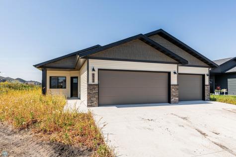 5862 Ellis Drive S West Fargo ND 58078