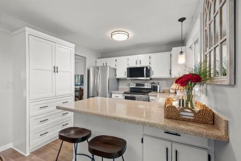 2123 Cliffview Drive Eagan MN 55122