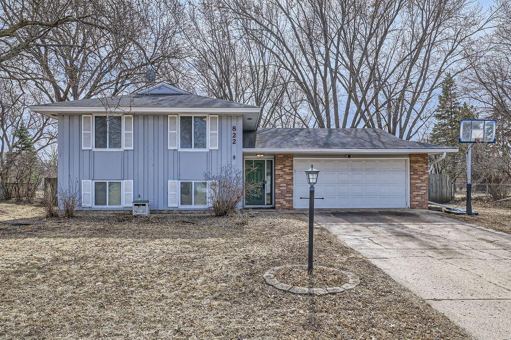 822 Regent Drive Apple Valley MN 55124