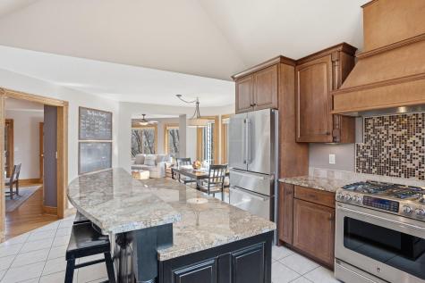 4136 Prairie Ridge Road Eagan MN 55123
