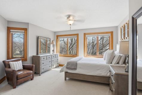4136 Prairie Ridge Road Eagan MN 55123