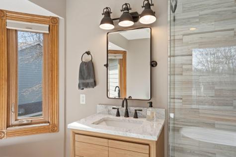 4136 Prairie Ridge Road Eagan MN 55123