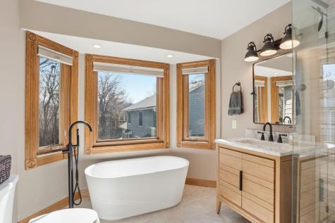 4136 Prairie Ridge Road Eagan MN 55123