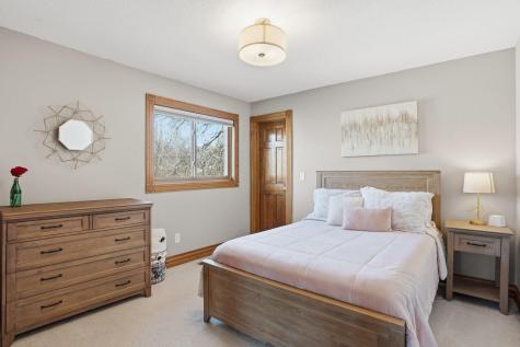 4136 Prairie Ridge Road Eagan MN 55123