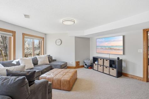 4136 Prairie Ridge Road Eagan MN 55123