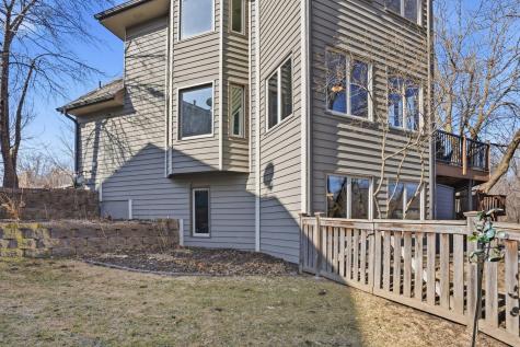 4136 Prairie Ridge Road Eagan MN 55123