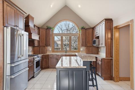 4136 Prairie Ridge Road Eagan MN 55123