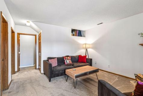 5542 Rowland Road Hopkins MN 55343