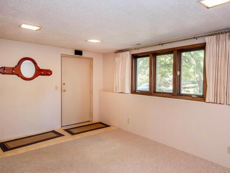 688 W Wentworth Avenue Mendota Heights MN 55118