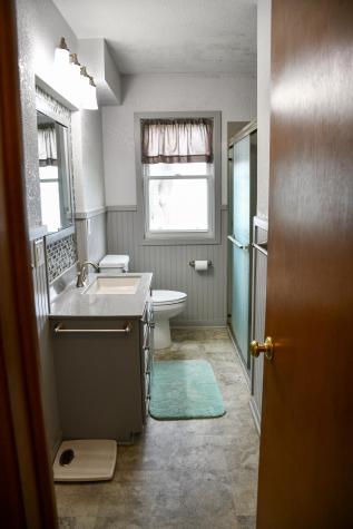 1532 S Shore Drive Worthington MN 56187