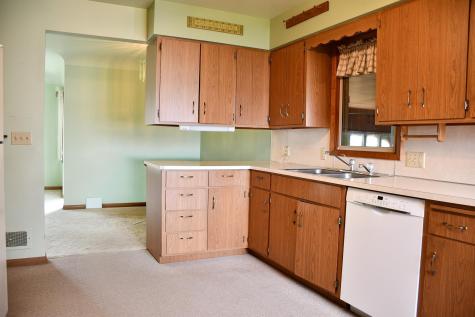1532 S Shore Drive Worthington MN 56187