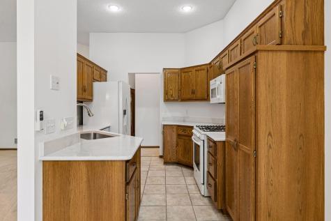 4143 Arbor Lane Eagan MN 55122