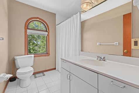 669 Windtree Knolls Eagan MN 55123