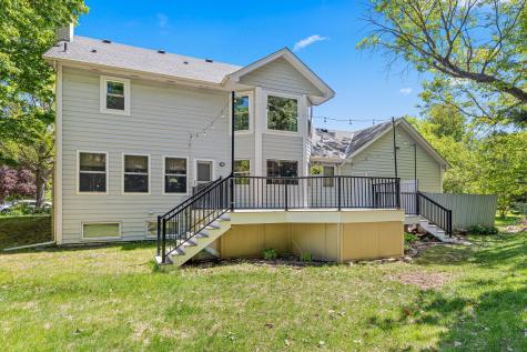 669 Windtree Knolls Eagan MN 55123
