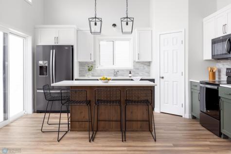 2501 Fulton Loop S Fargo ND 58104