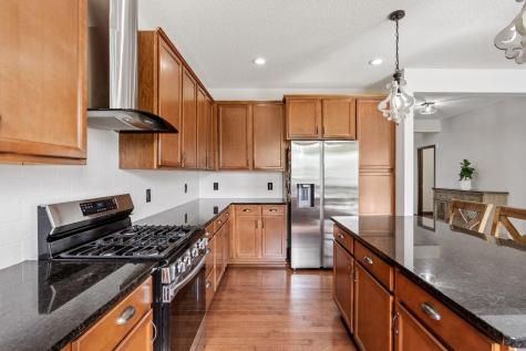 6284 Marlowe Avenue NE Albertville MN 55301