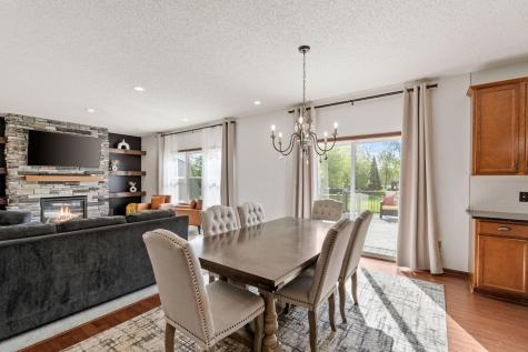 6284 Marlowe Avenue NE Albertville MN 55301