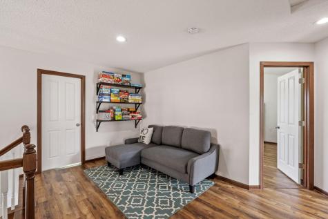 6284 Marlowe Avenue NE Albertville MN 55301