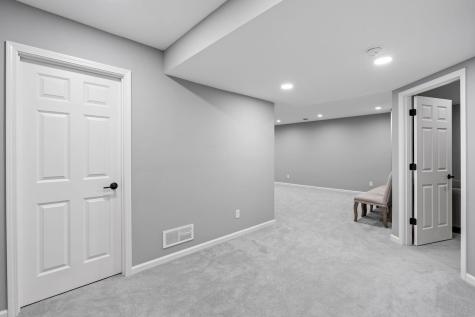 6284 Marlowe Avenue NE Albertville MN 55301