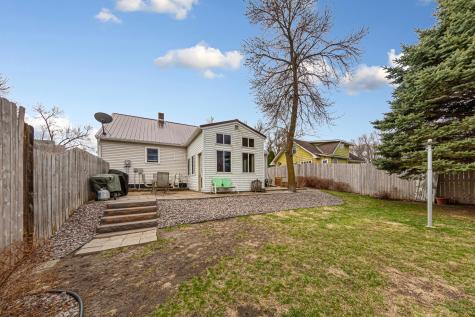 636 8th Street Westbrook MN 56183