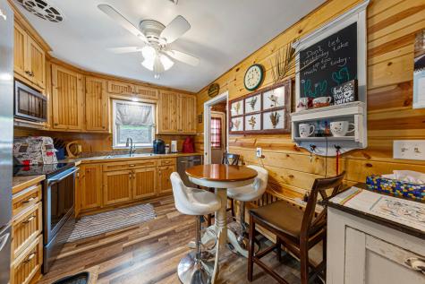 636 8th Street Westbrook MN 56183
