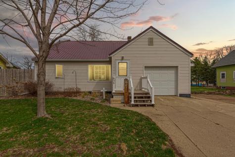 636 8th Street Westbrook MN 56183