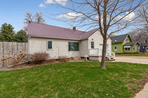 636 8th Street Westbrook MN 56183