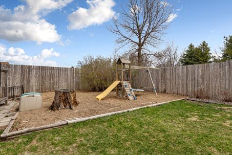 636 8th Street Westbrook MN 56183