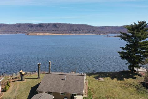67480 County Road 76 Wabasha MN 55981