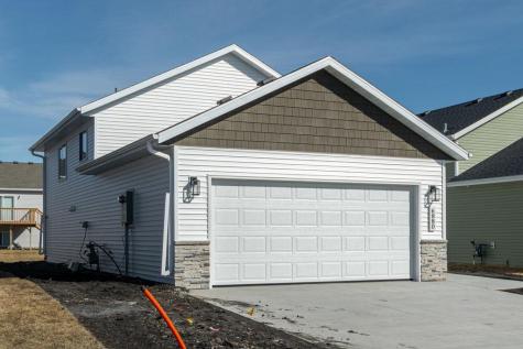 6880 Thomas Street Horace ND 58047