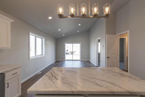 6880 Thomas Street Horace ND 58047