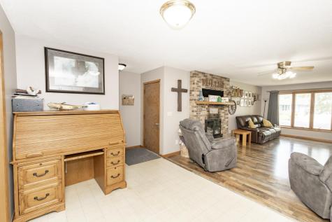 702 7th Avenue SE Barnesville MN 56514