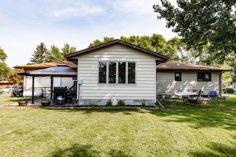 702 7th Avenue SE Barnesville MN 56514