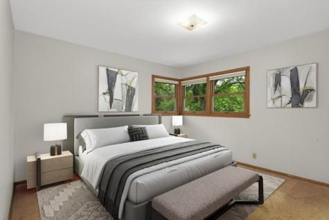 5009 Holiday Road Minnetonka MN 55345