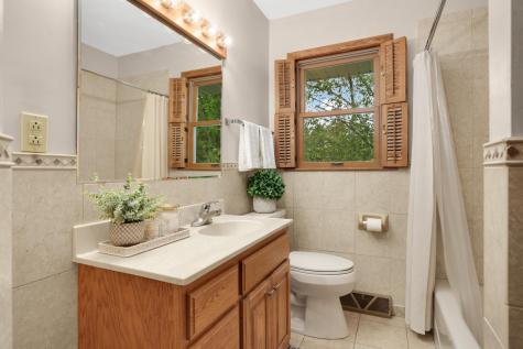 5009 Holiday Road Minnetonka MN 55345