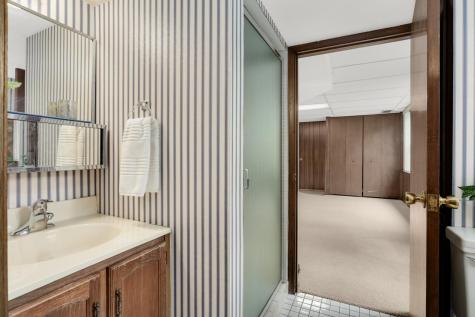 5009 Holiday Road Minnetonka MN 55345