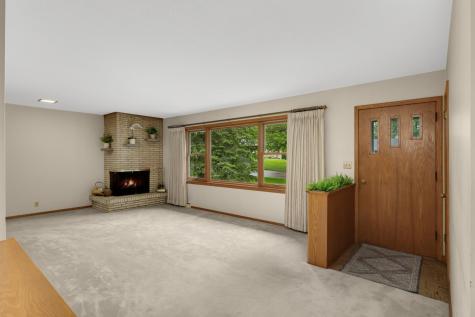 5009 Holiday Road Minnetonka MN 55345