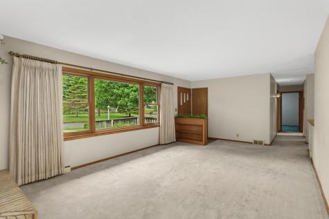 5009 Holiday Road Minnetonka MN 55345