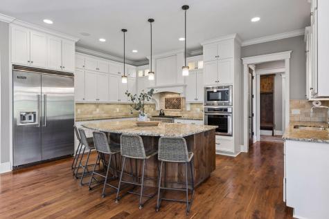 79 Apple Orchard Road Dellwood MN 55110