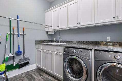 79 Apple Orchard Road Dellwood MN 55110