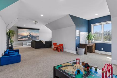 79 Apple Orchard Road Dellwood MN 55110