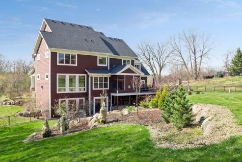 79 Apple Orchard Road Dellwood MN 55110