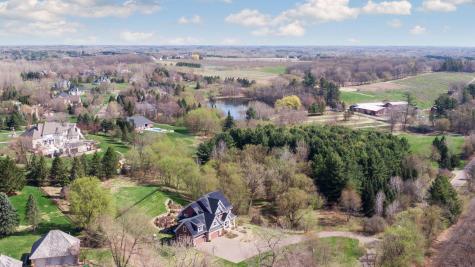 79 Apple Orchard Road Dellwood MN 55110