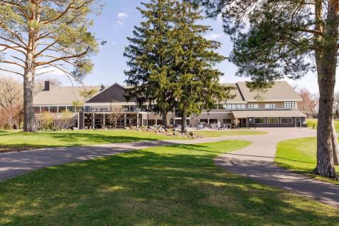 79 Apple Orchard Road Dellwood MN 55110