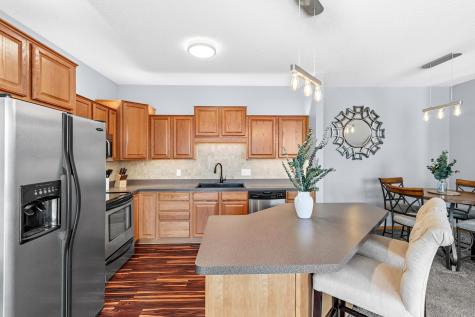 20116 Holister Lane Lakeville MN 55044