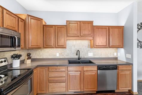 20116 Holister Lane Lakeville MN 55044